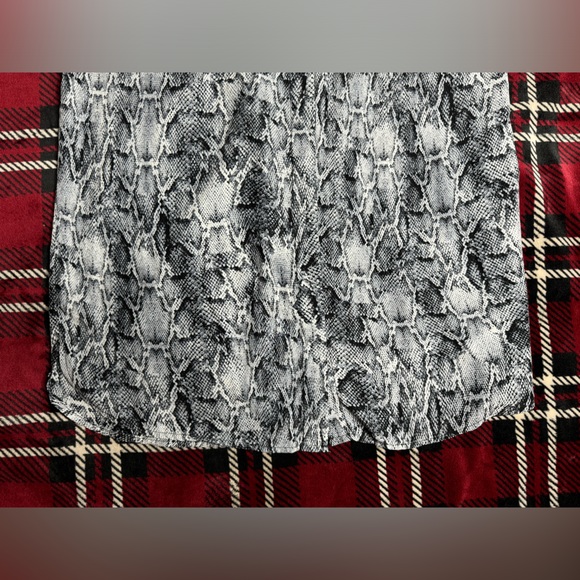 Massimo Shift Dress Gray Snake Print Sleeveless Button Down Blouse - Picture 5 of 12